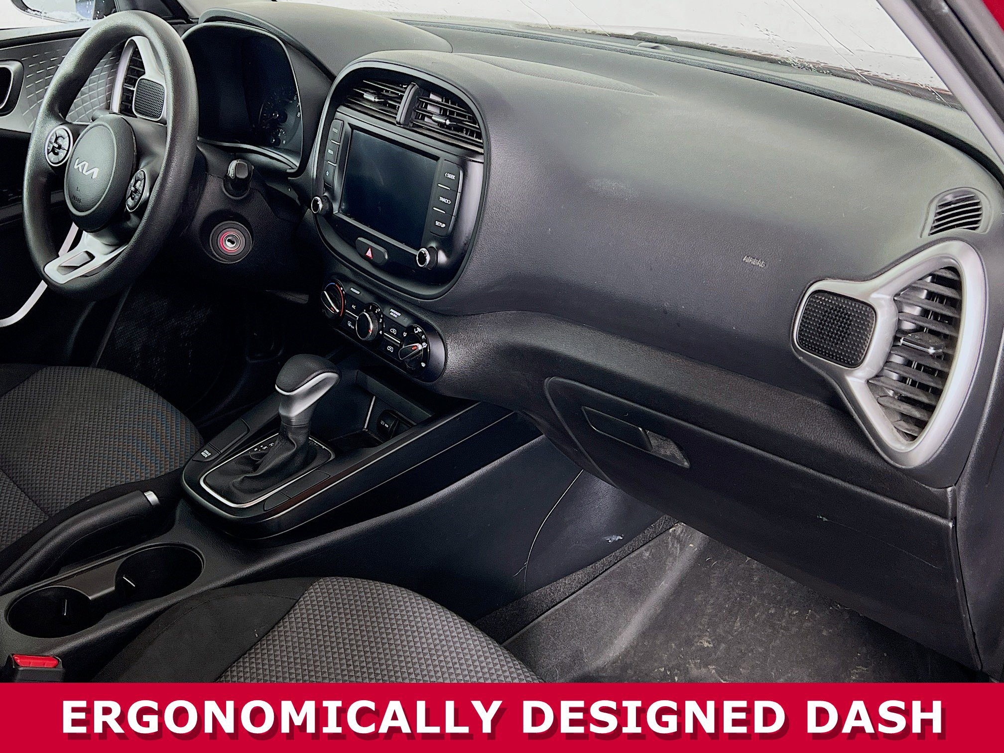 Used 2022 Kia Soul LX image 19