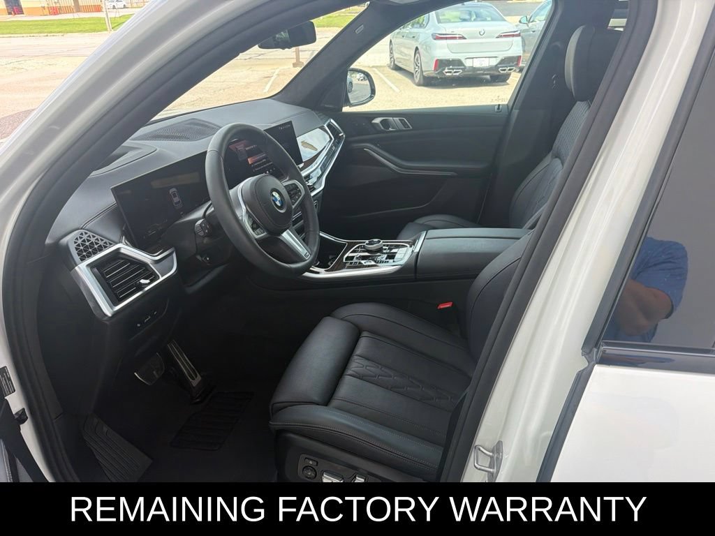 Used 2025 BMW X5 xDrive40i w/ Executive Package AWD/4WD image 25
