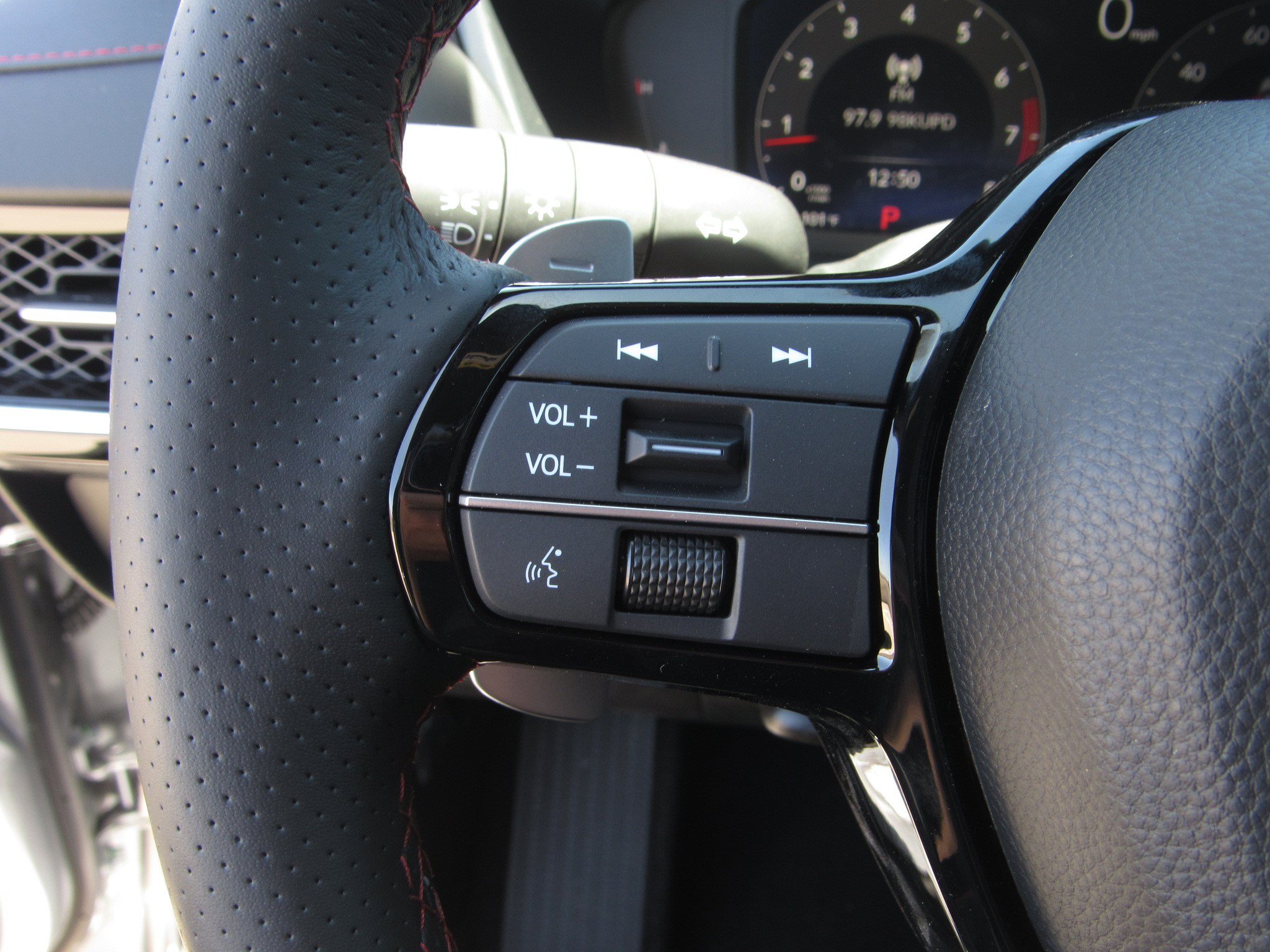 Certified 2025 Acura ADX A-Spec FWD image 25