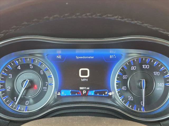 Used 2021 Chrysler 300 Touring L RWD image 9