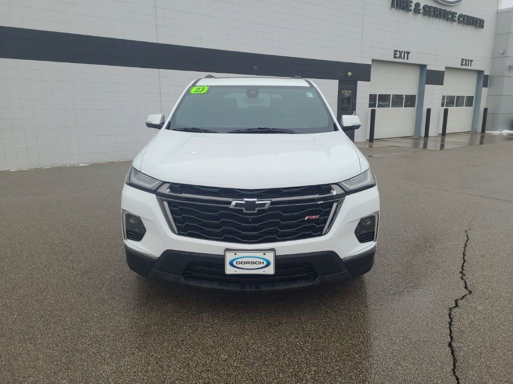 Used 2023 Chevrolet Traverse RS image 9
