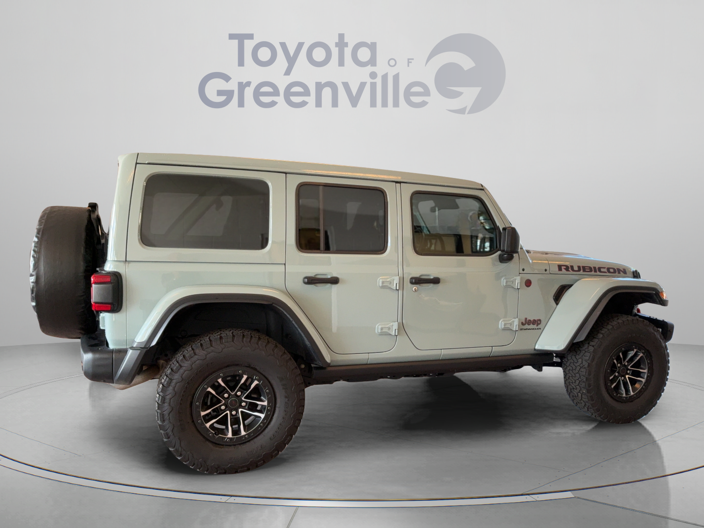 Used 2024 Jeep Wrangler Unlimited Rubicon AWD/4WD image 7