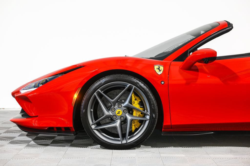 Used 2023 Ferrari F8 Tributo RWD image 17