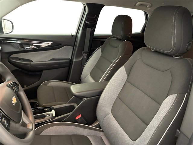 Used 2025 Chevrolet TrailBlazer LS w/ LS Convenience Package image 12