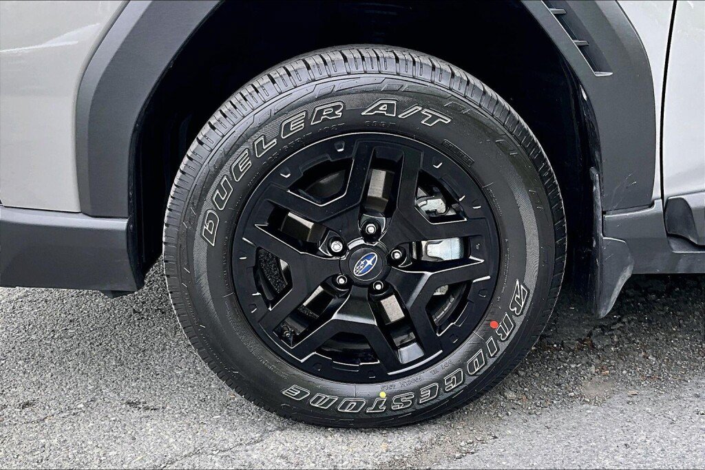Used 2026 Subaru Outback Wilderness AWD/4WD image 16