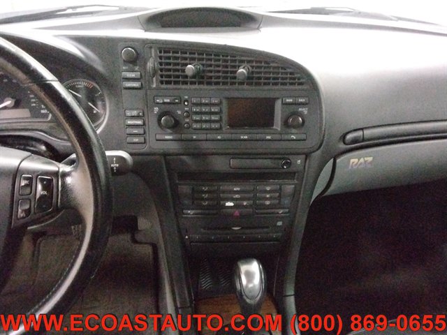 Used 2004 Saab 9-3 Arc FWD image 12