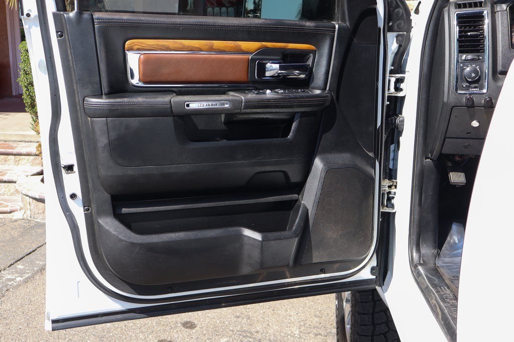 Used 2015 RAM 2500 Longhorn w/ Convenience Group AWD/4WD image 15