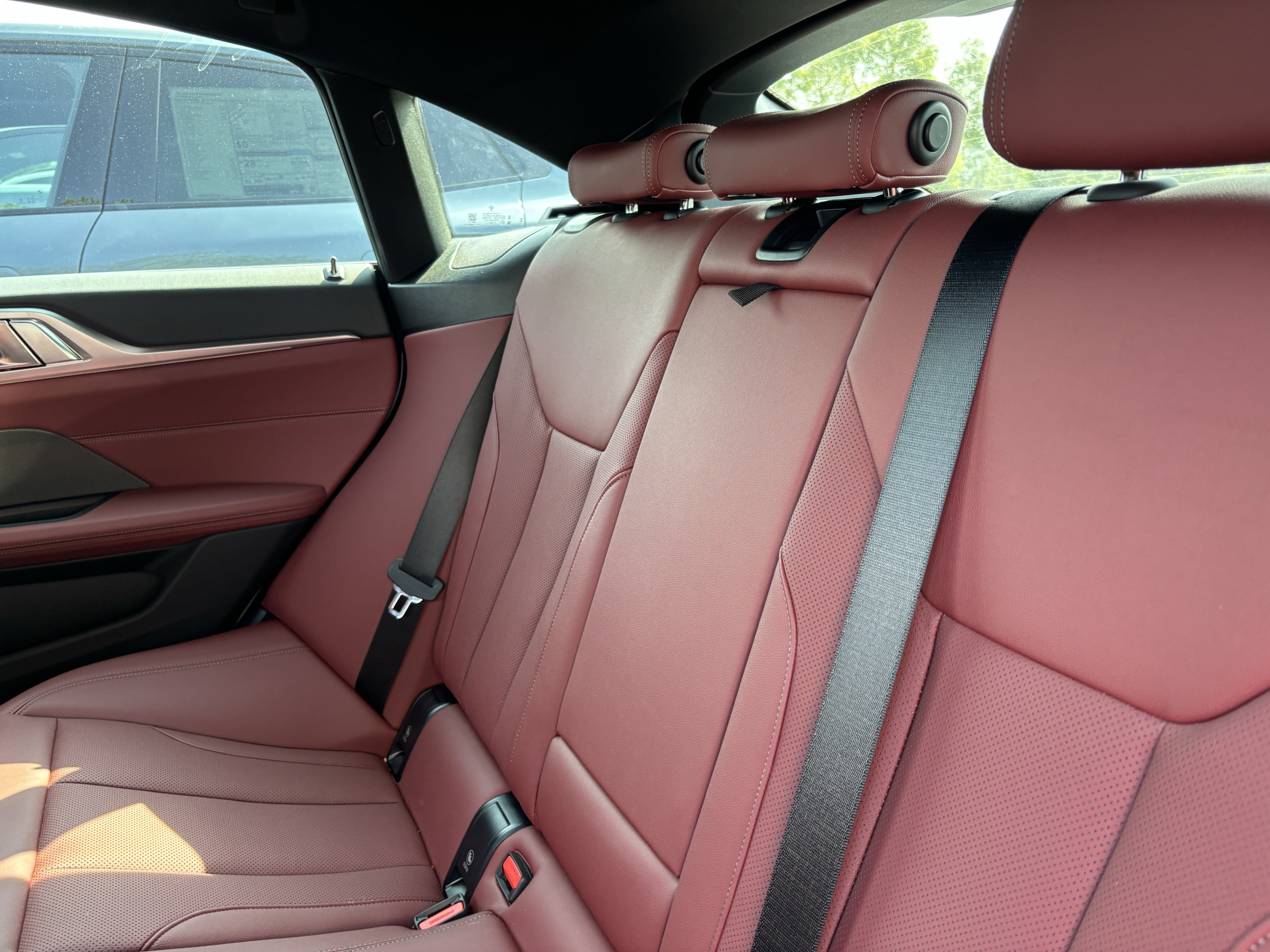 Used 2026 BMW M440i w/ Premium Package RWD image 33
