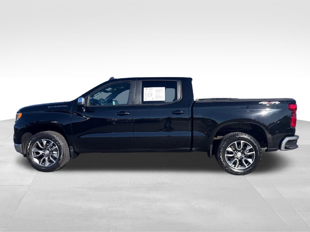 Used 2024 Chevrolet Silverado 1500 LT AWD/4WD image 4