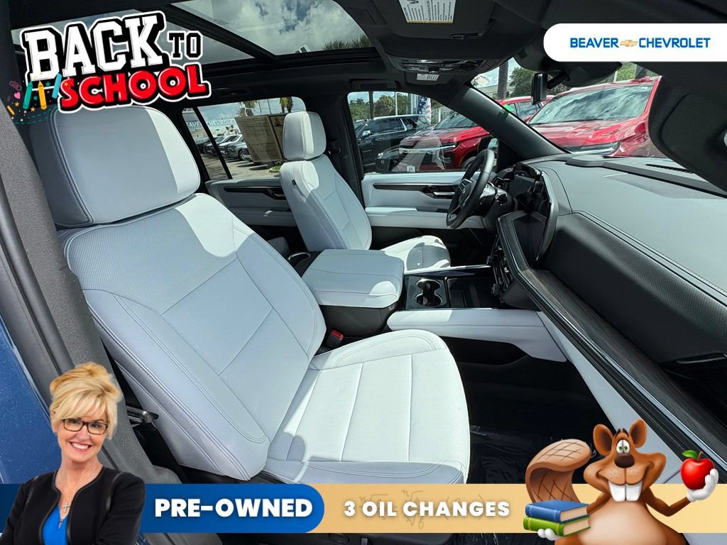 Used 2026 Chevrolet Suburban Premier w/ Sun And Tow Package RWD image 24