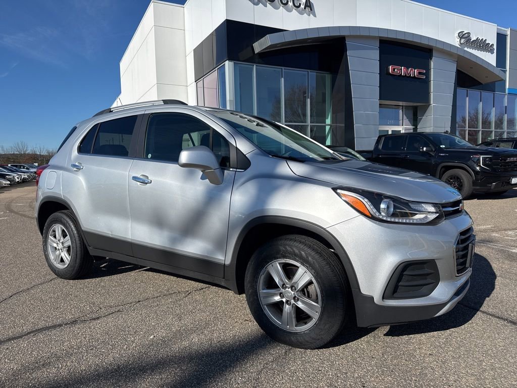 Used 2020 Chevrolet Trax LT w/ LT Convenience Package