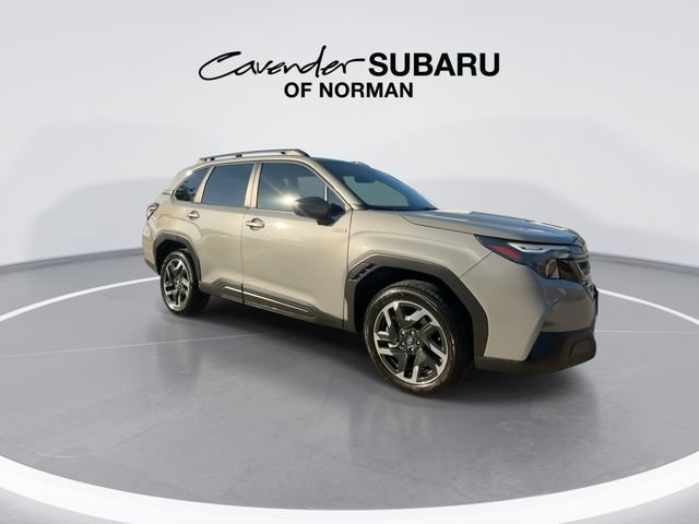 Used 2025 Subaru Forester Premium AWD/4WD image 3