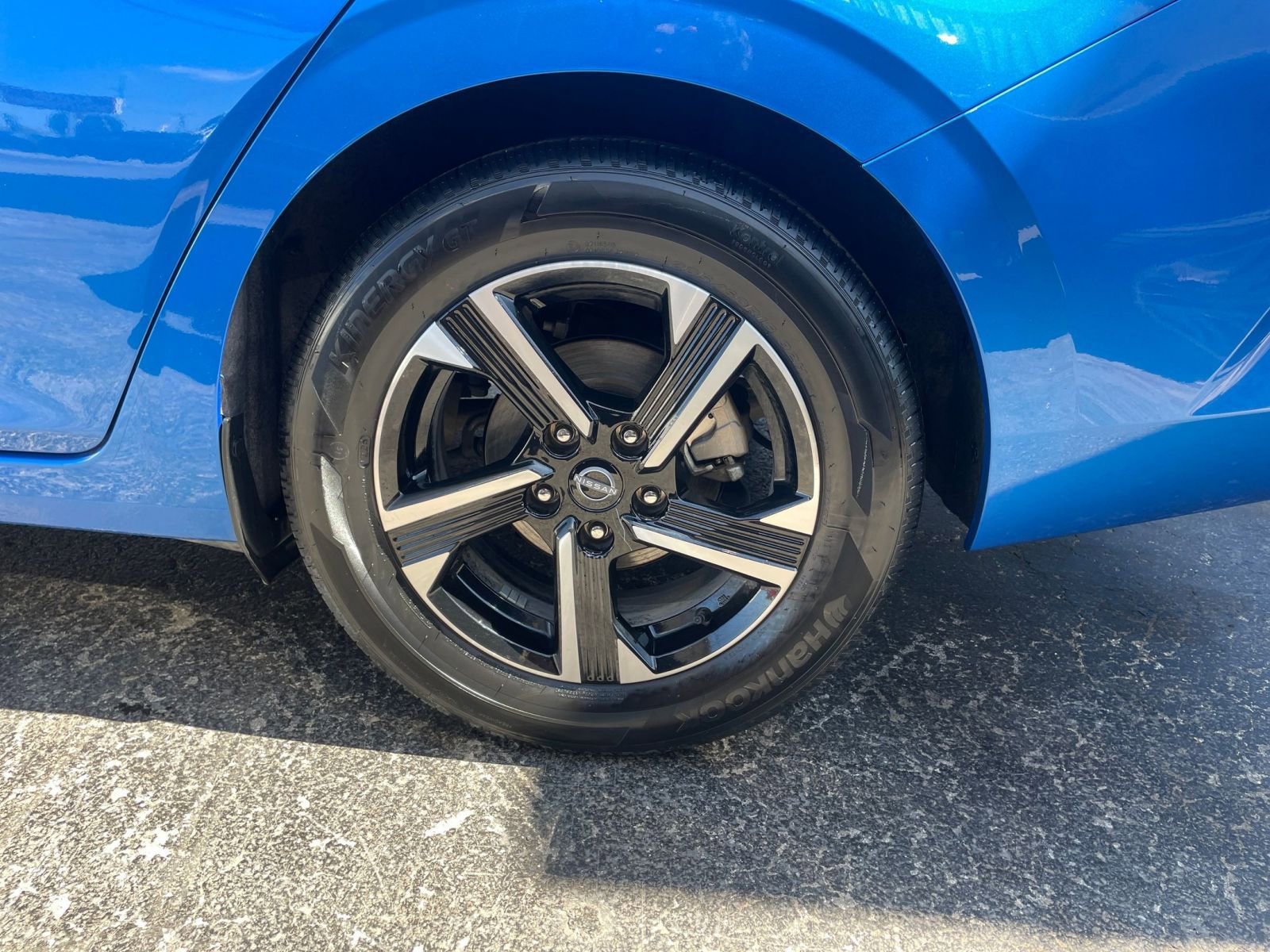 Used 2025 Nissan Sentra SV image 28