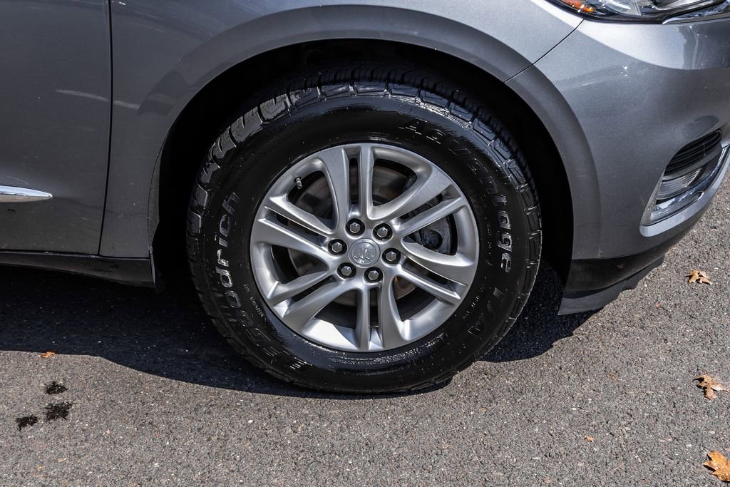 Used 2019 Buick Enclave Essence image 6