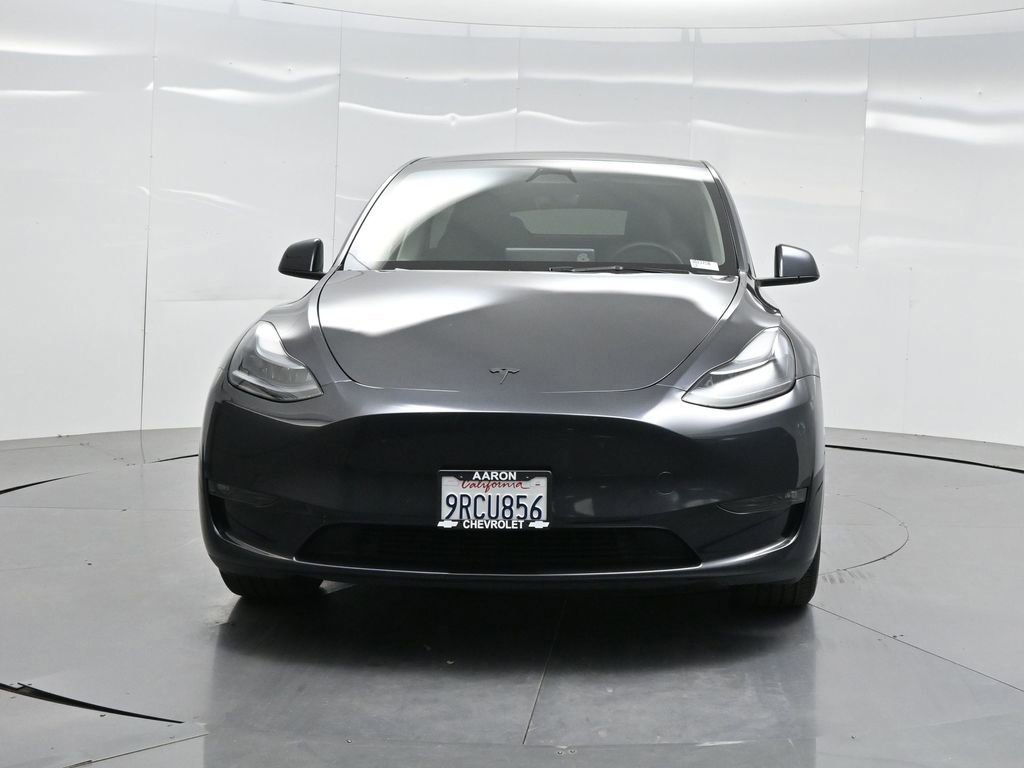 Used 2025 Tesla Model Y Long Range AWD/4WD image 3