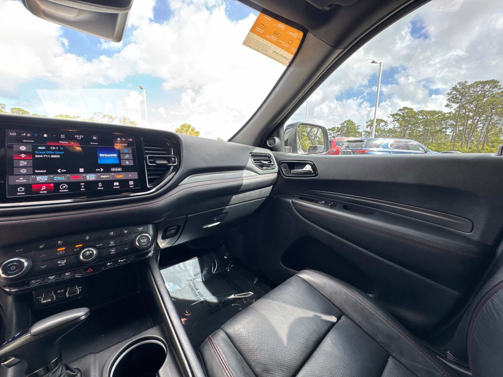 Used 2023 Dodge Durango GT image 28