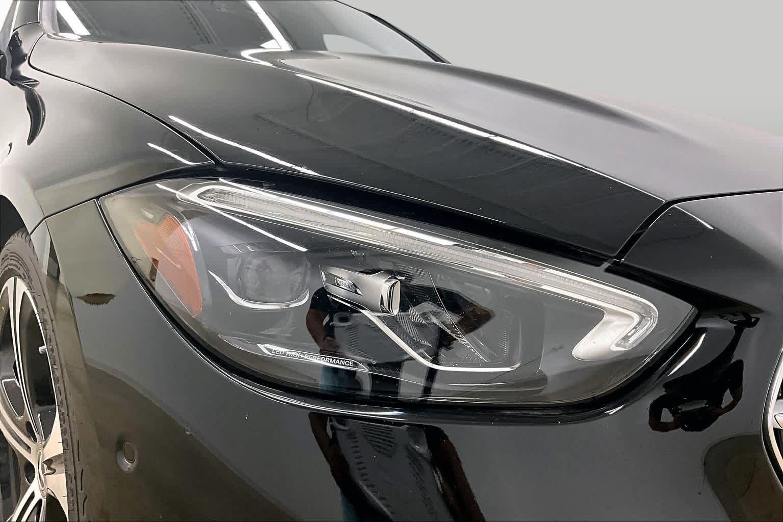 Used 2025 Mercedes-Benz C 300 Sedan image 27