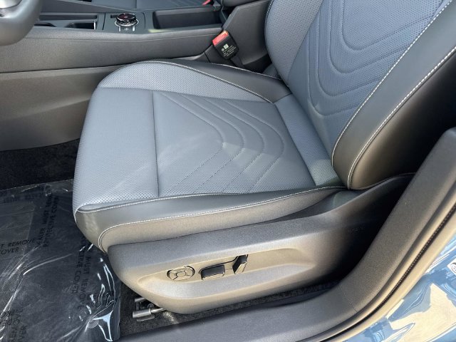 New 2026 Volkswagen Tiguan SE R-Line AWD/4WD image 15