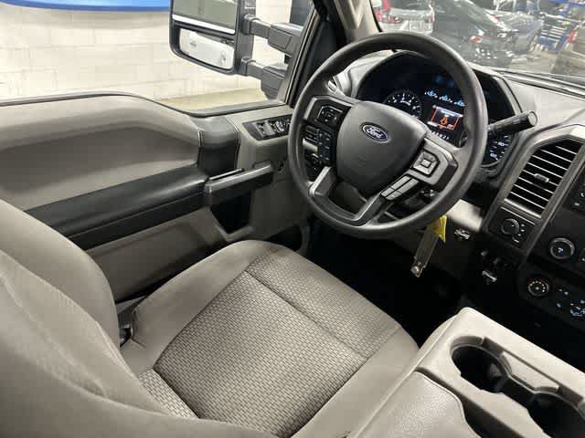 Used 2022 Ford F250 XLT w/ XLT Premium Package AWD/4WD image 12