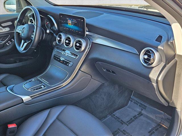Used 2021 Mercedes-Benz GLC 300 image 22