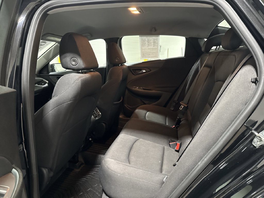 Used 2023 Chevrolet Malibu LT FWD image 22
