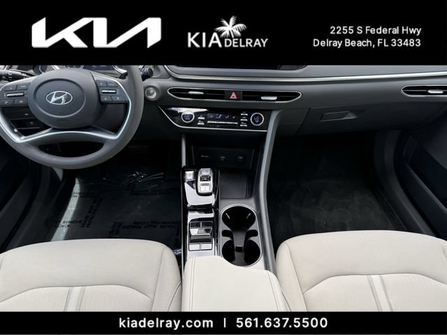 Used 2023 Hyundai Sonata SEL w/ Preferred Accessory Package FWD image 12