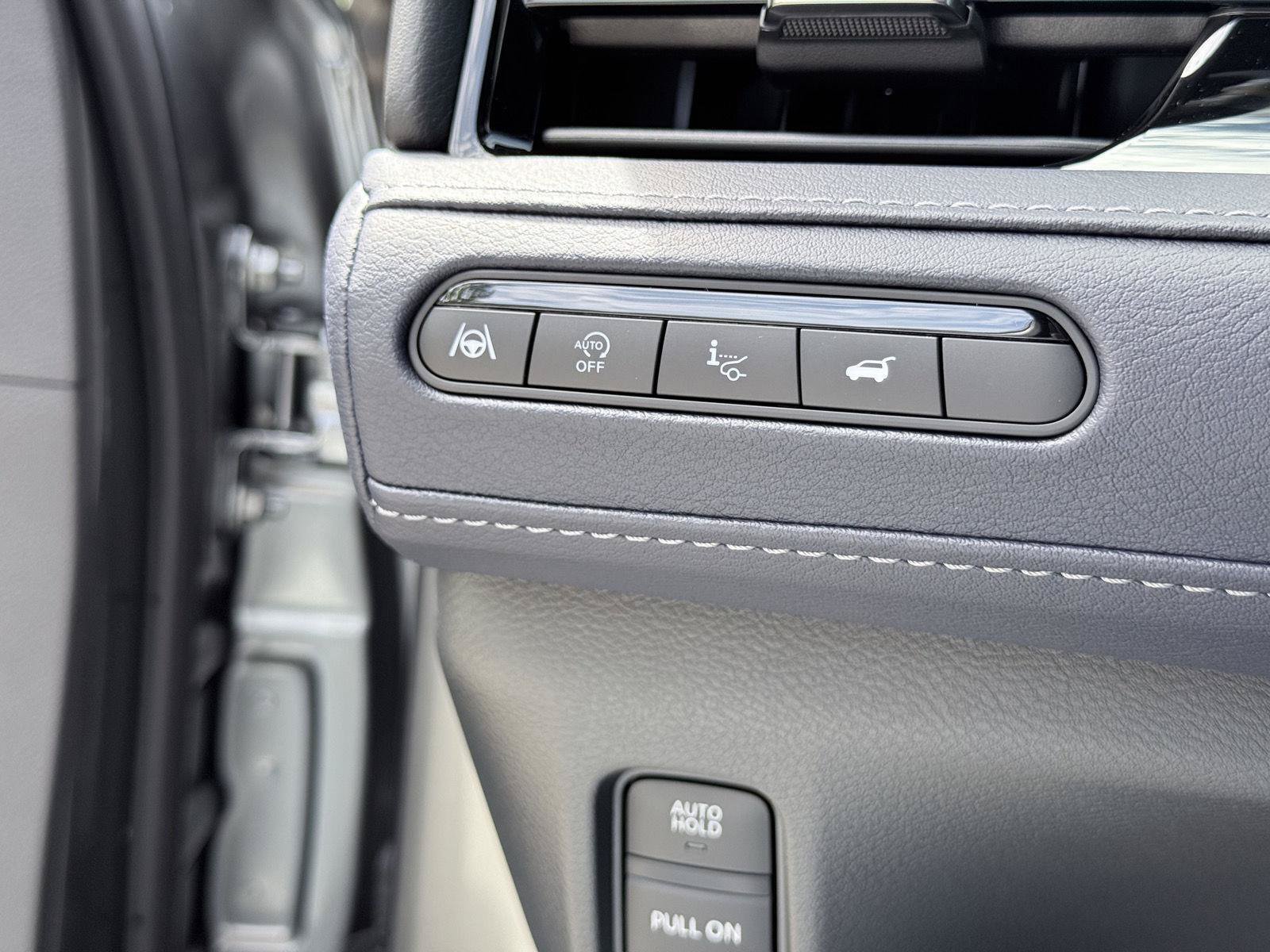 New 2027 INFINITI QX80 Sensory AWD/4WD image 16