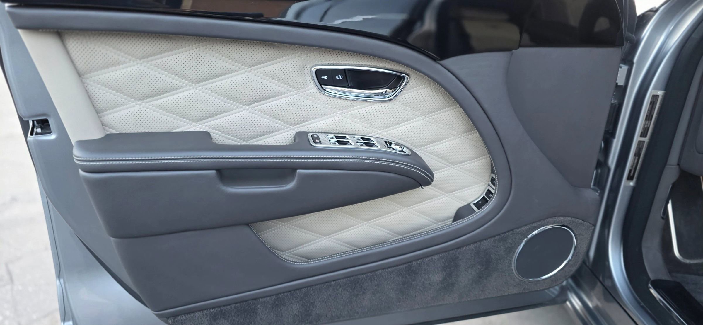 Used 2020 Bentley Mulsanne image 29