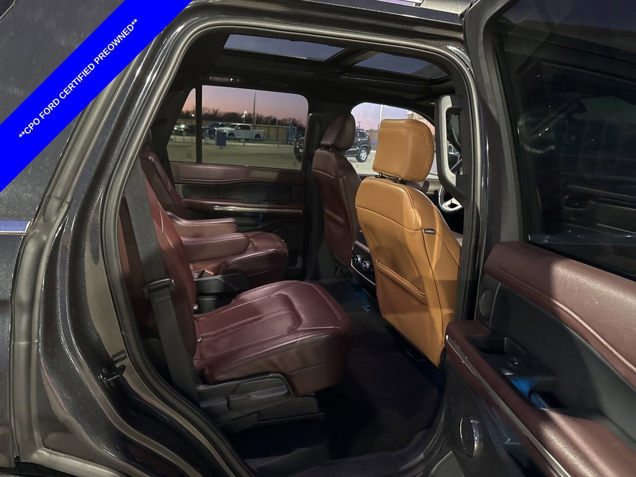 Used 2023 Ford Expedition Limited image 13