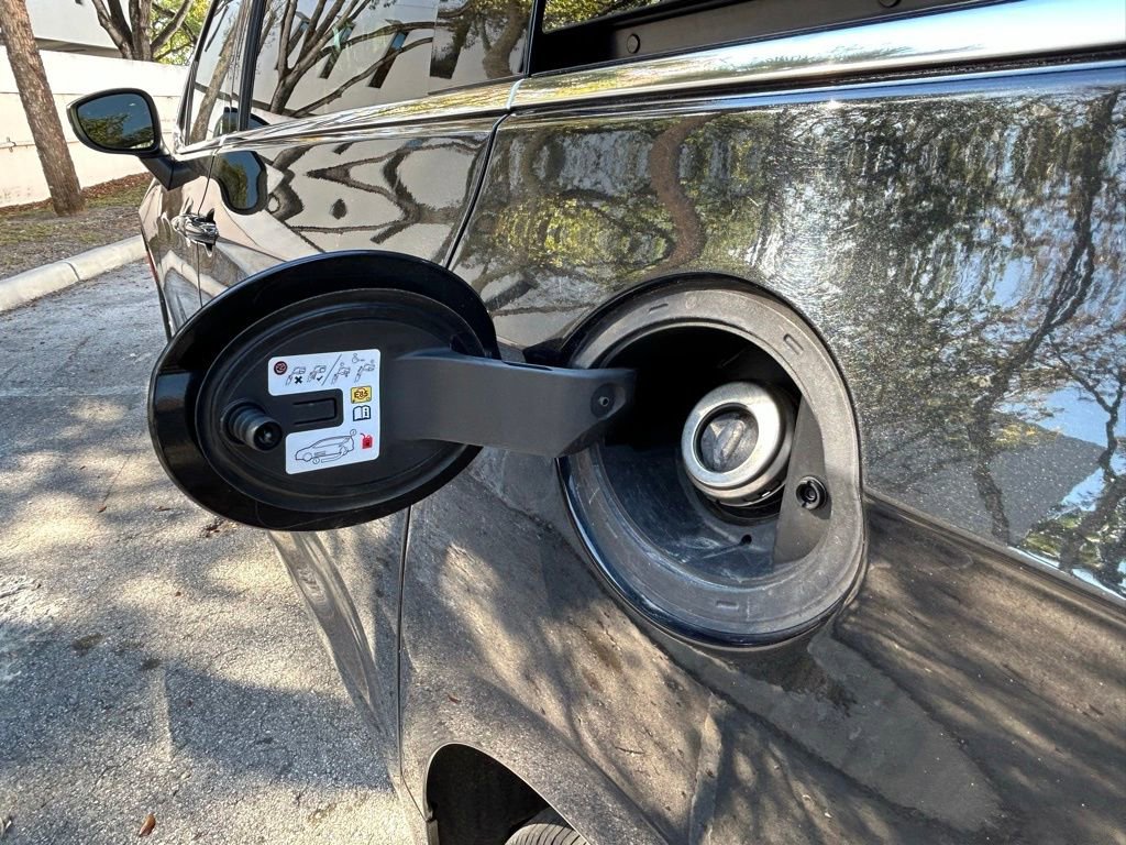 Certified 2023 Chrysler Pacifica Touring-L FWD image 42