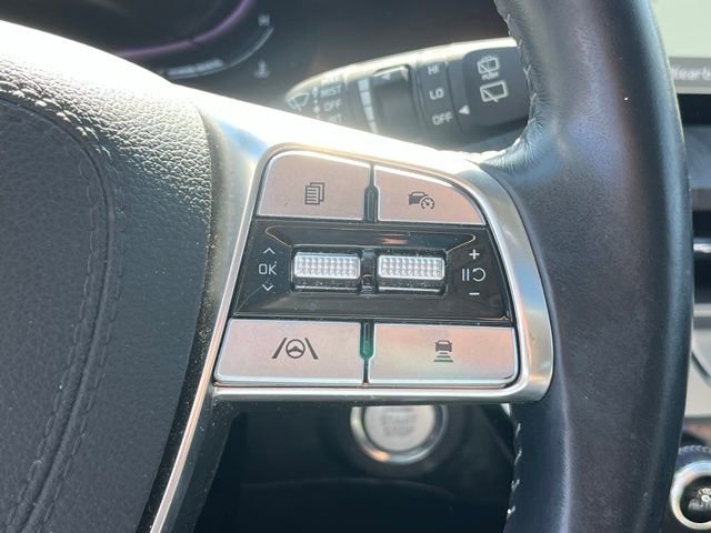Used 2023 Kia Telluride EX w/ EX Captain's Chair Package image 19