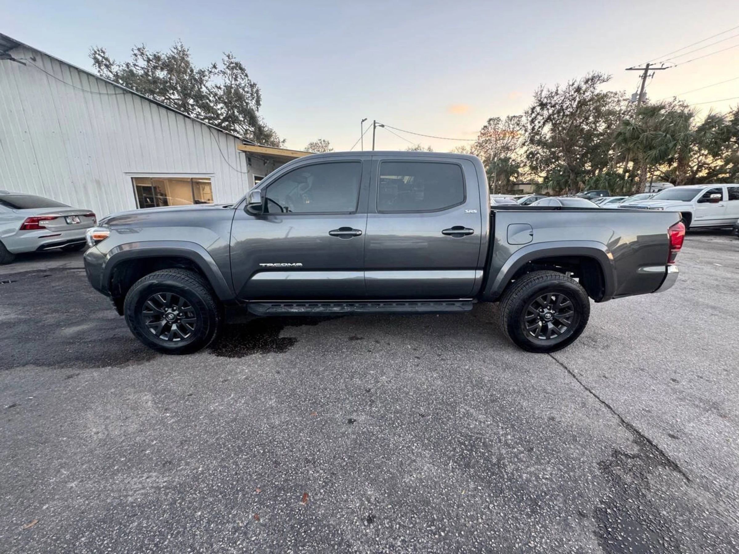 Used 2020 Toyota Tacoma SR5 image 13