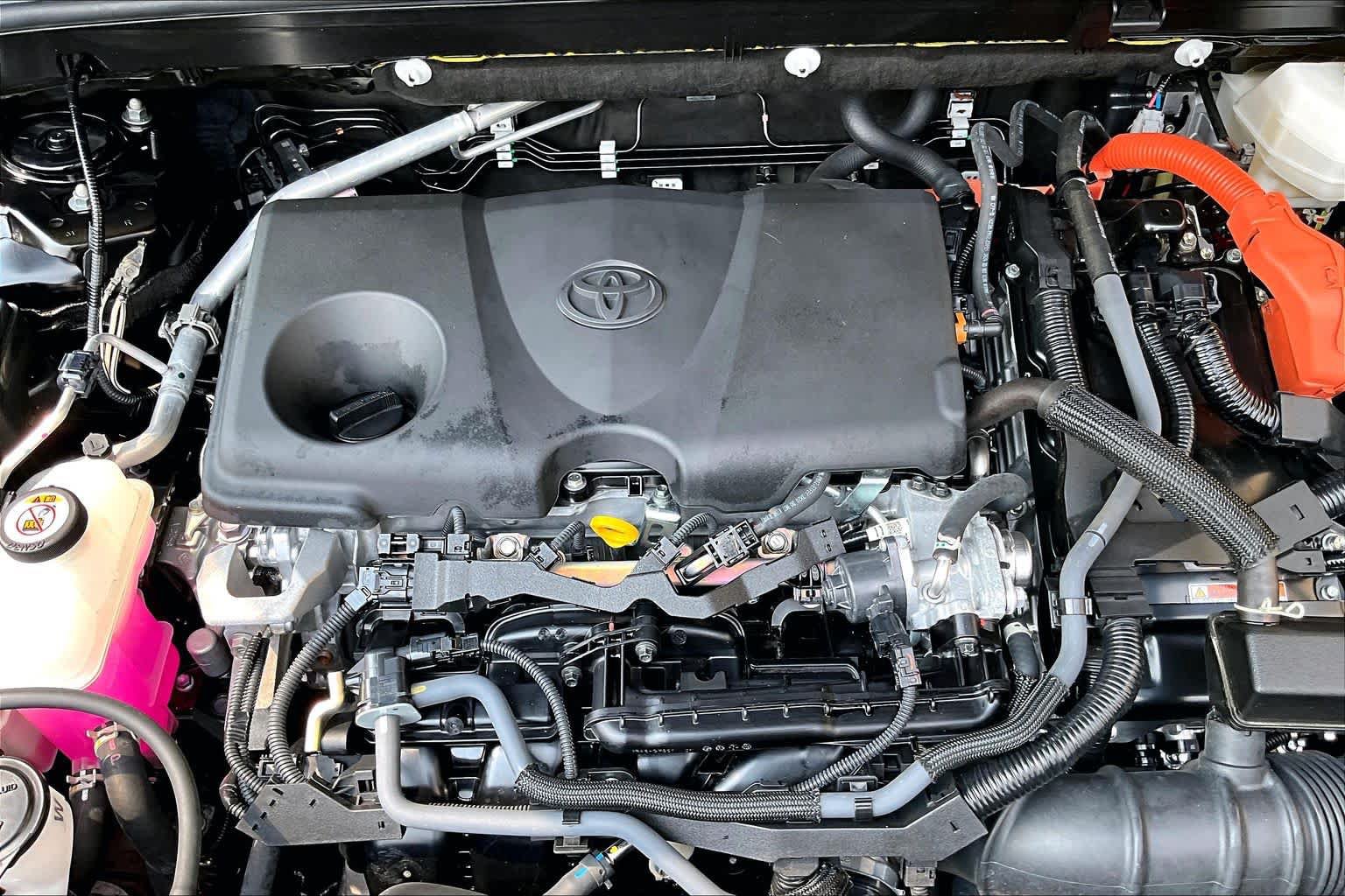 Certified 2024 Toyota Venza LE AWD/4WD image 33