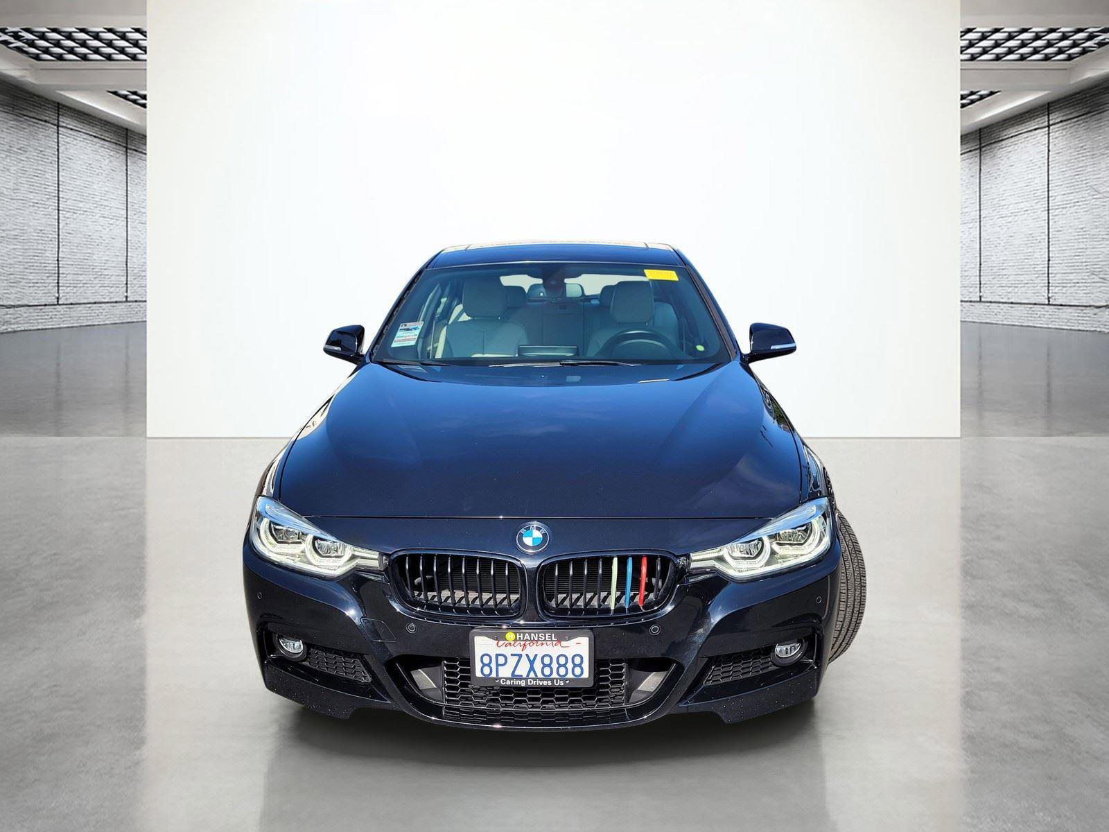 Used 2017 BMW 330i Sedan RWD image 4