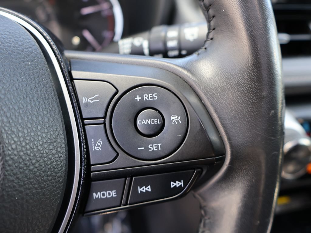 Used 2019 Toyota RAV4 Limited w/ Advanced Technology Package AWD/4WD image 41