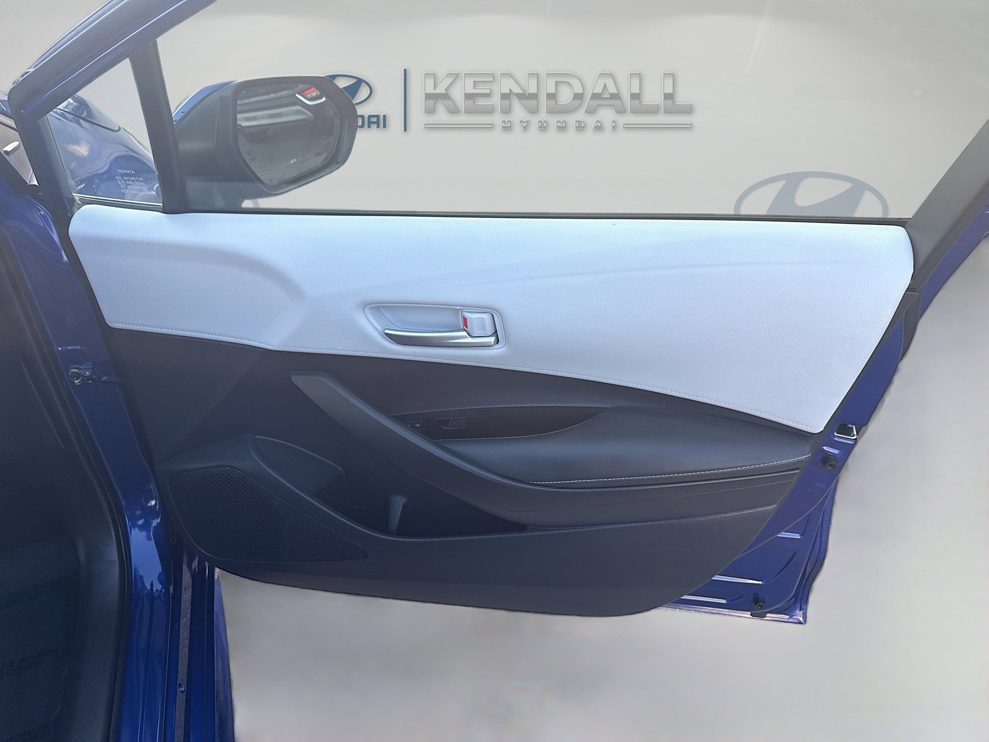 Used 2023 Toyota Corolla SE image 30