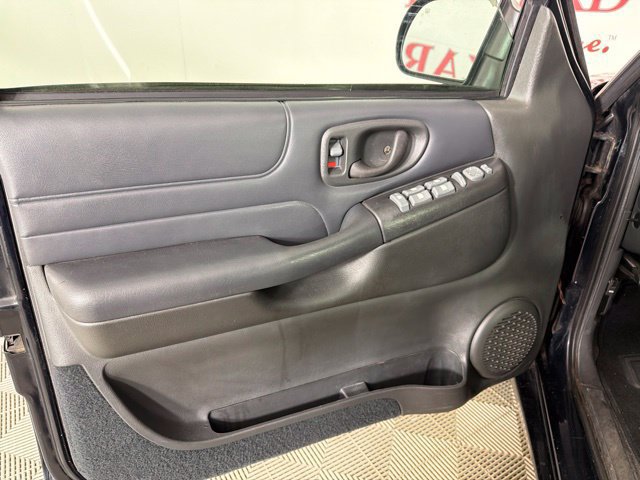 Used 2000 GMC Jimmy SLT w/ Marketing Opt Pkg AWD/4WD image 19
