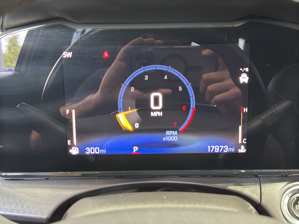 Used 2025 Chevrolet Trax ACTIV w/ Sunroof Package FWD image 25