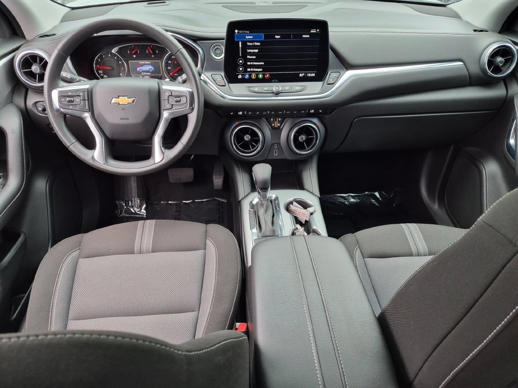 Used 2025 Chevrolet Blazer LT FWD image 27
