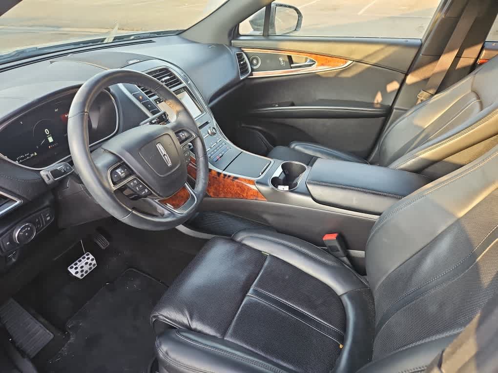 Used 2019 Lincoln Nautilus Reserve w/ Driver Assistance Package FWD image 14