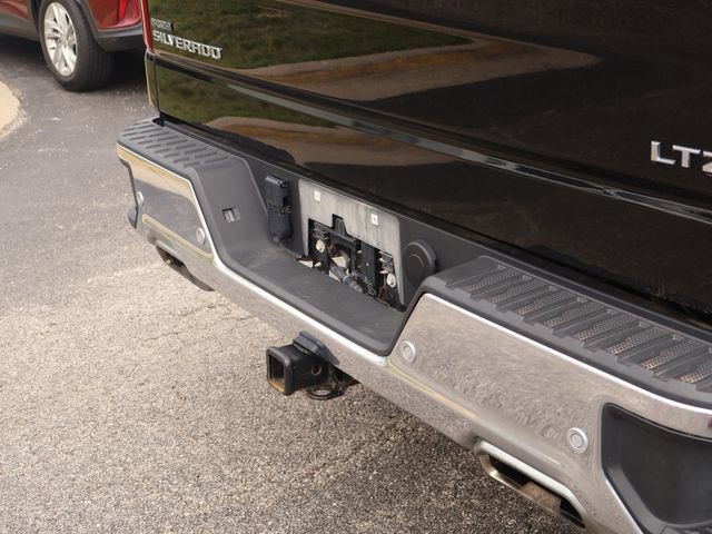 Used 2024 Chevrolet Silverado 1500 LTZ AWD/4WD image 8