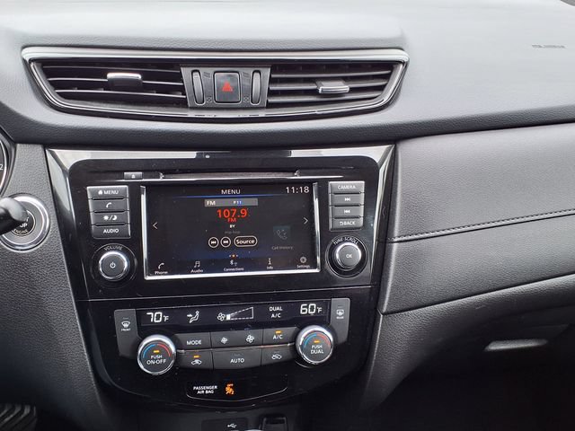 Used 2019 Nissan Rogue SV FWD image 25