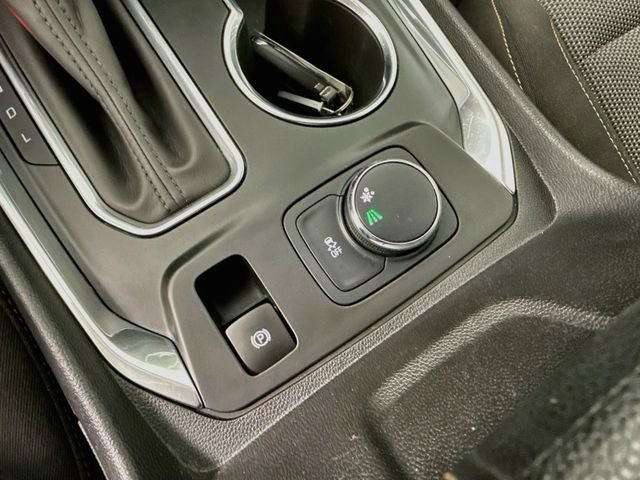 Used 2020 Chevrolet Traverse LT FWD image 35