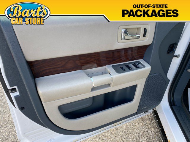 Used 2009 Ford Flex SEL image 25