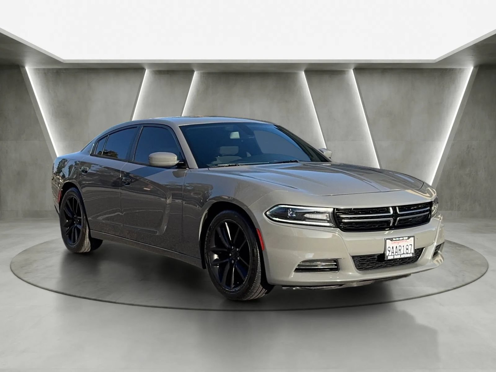 Used 2017 Dodge Charger SE