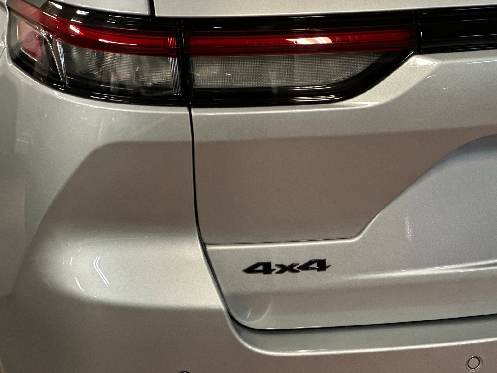 New 2026 Jeep Grand Cherokee Limited w/ Limited Altitude Package image 26