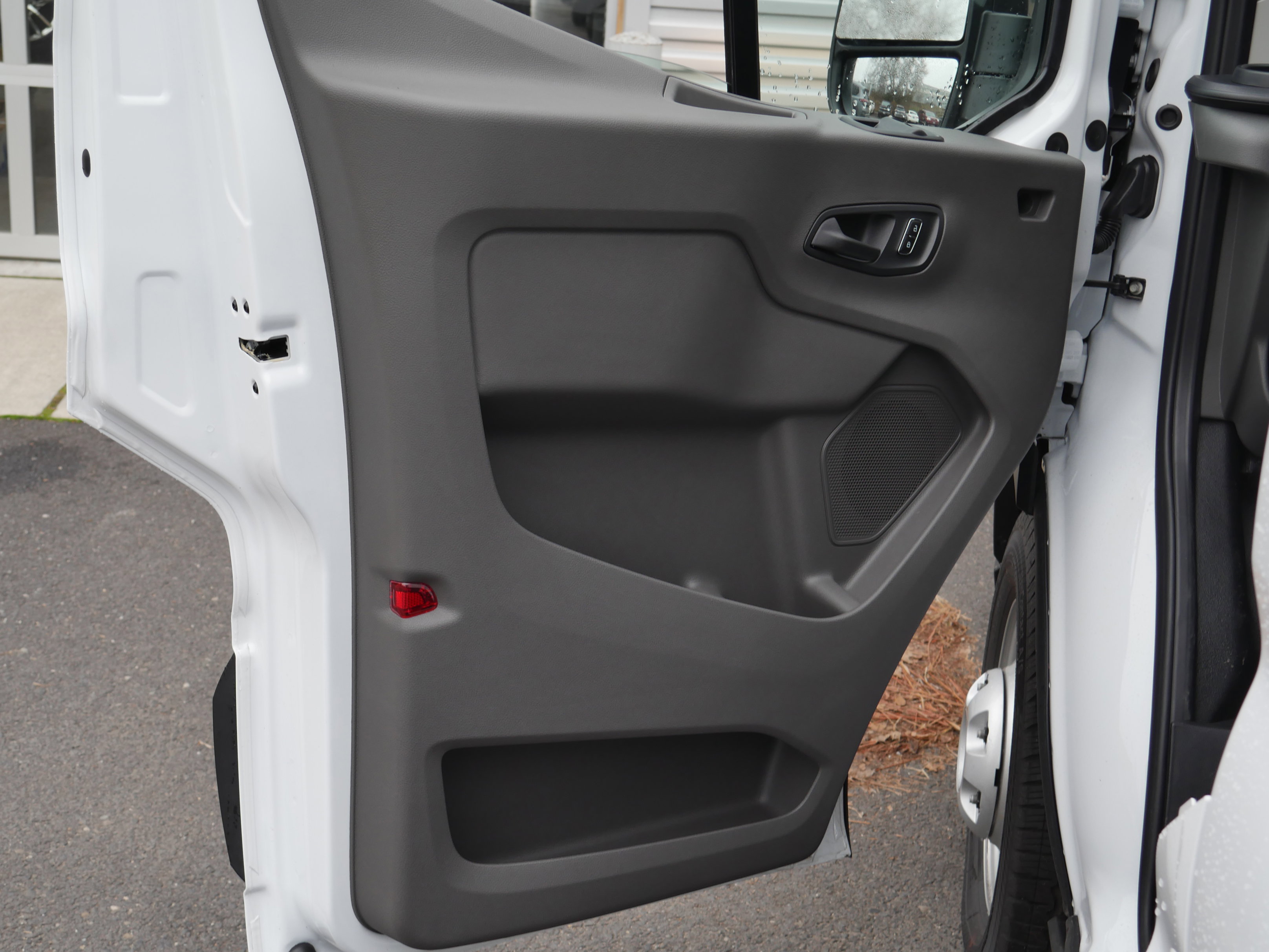 New 2026 Ford Transit 250 148 Medium Roof Extended AWD w/ Load Area Protection Package image 31