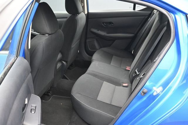 Used 2025 Nissan Sentra SV FWD image 5