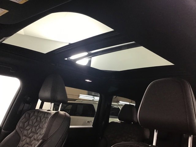 Used 2025 Nissan Armada Platinum image 14
