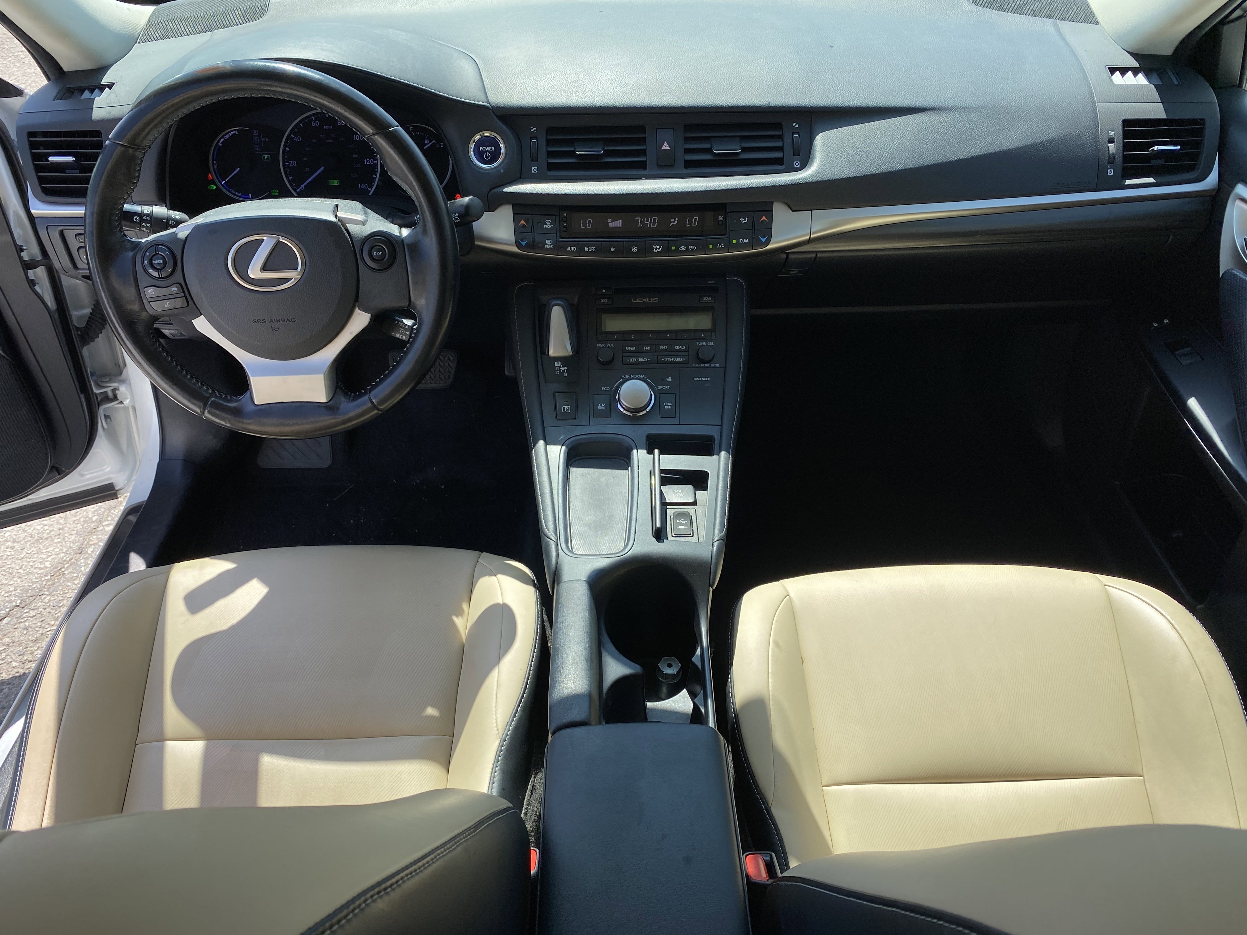 Used 2017 Lexus CT 200h w/ Accessory Package 2 FWD image 17